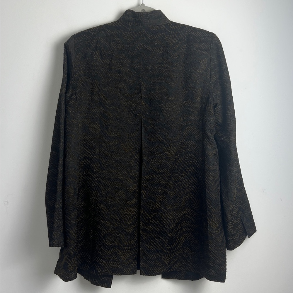 Eileen Fisher Medium Silk Blend Jacquard Wave Textured Open Front Jacket - Picture 5 of 13